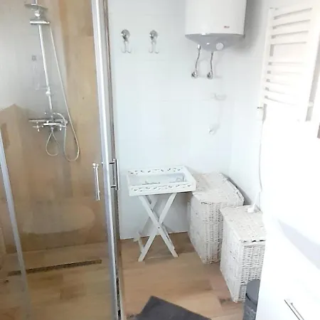 Lawendowy Nad Jeziorem Hébergement de vacances *