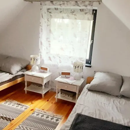 Lawendowy Nad Jeziorem Ferienhaus Szteklin